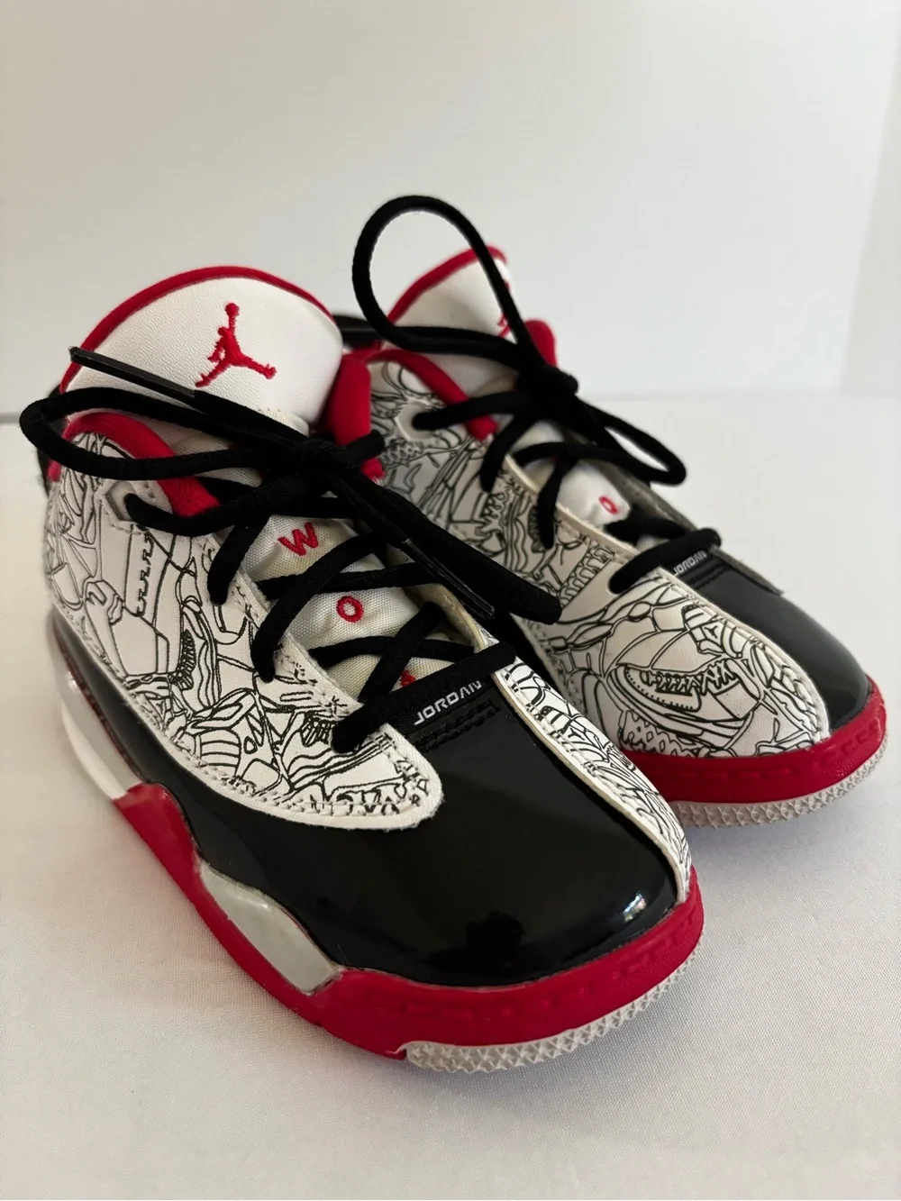 Air Jordan Dub Zero TD Toddler 8C White Black True Red Doodle Sneakers